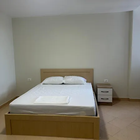 Apartament Nestivo