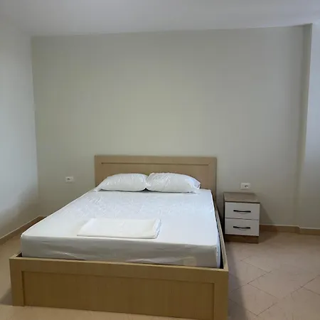 Nestivo Apartament Golem (Tirana)
