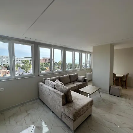 Apartament Nestivo *