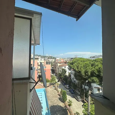 Velora Stays- Beachfront Daire Golem (Tirana)