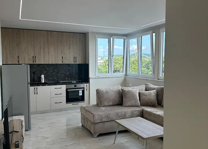 Velora Stays- Beachfront