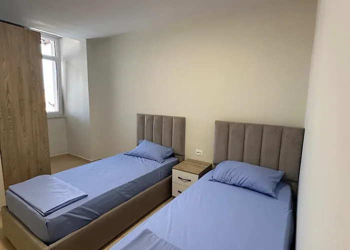 Velora Stays- Beachfront Appartement Golem (Tirana)